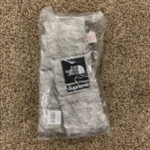 Supreme X TNF paper print scarf